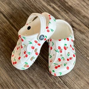 Crocs Classic Cherry Print Clog Sz9 Toddler